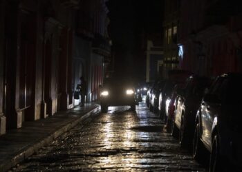 Energy blackout hits all of Puerto Rico as residents put together for Easter weekend : NPR